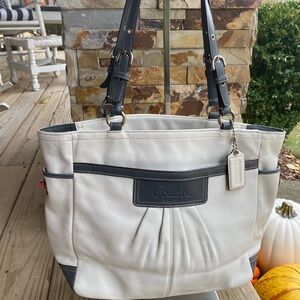 Coach White and Gray Women's Tote Bag